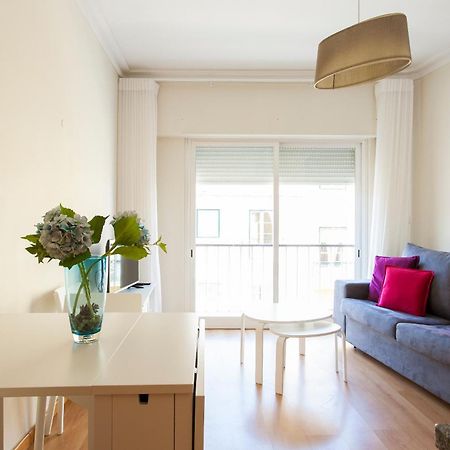 Joivy Bright 2Br Apt With River Views &Balcony In Alfama, Moments From Santa Apolonia Train Station Lisboa Exterior foto